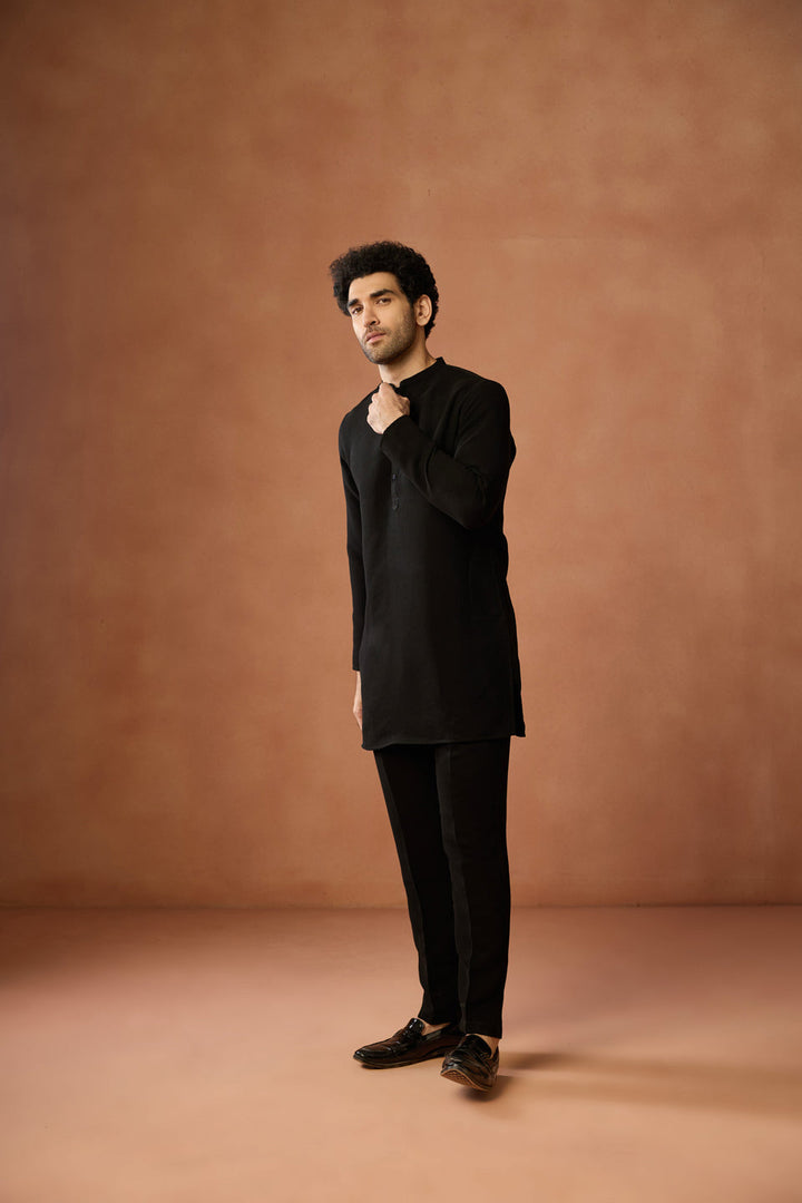 Black Silk Blend Solid Mid Kurta For Men | SHOBITAM
