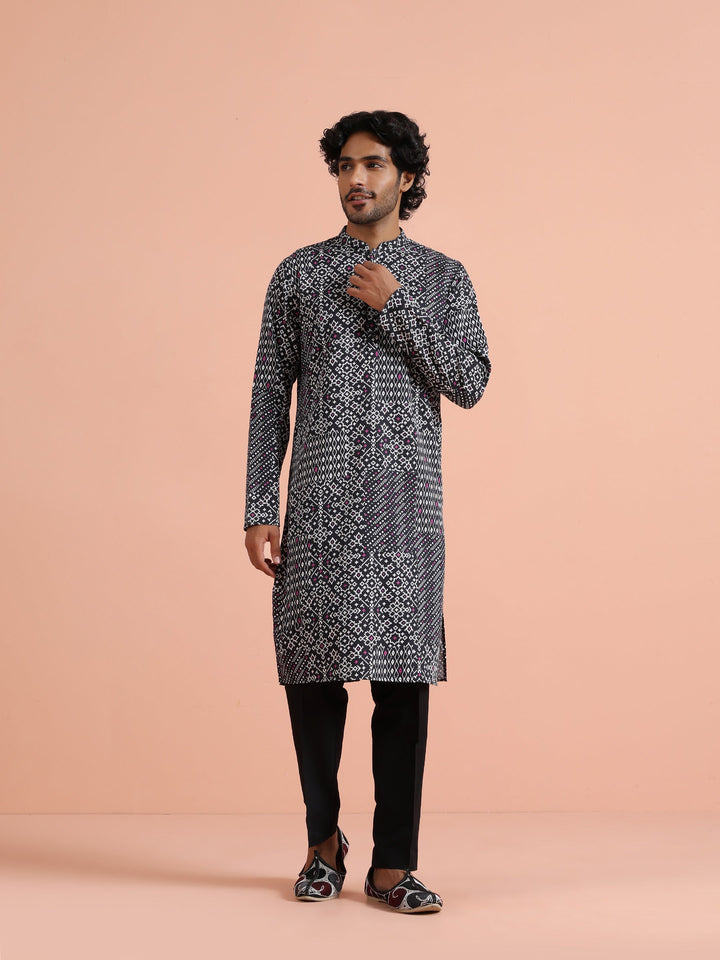 Black Geometric Printed Kurta | SHOBITAM
