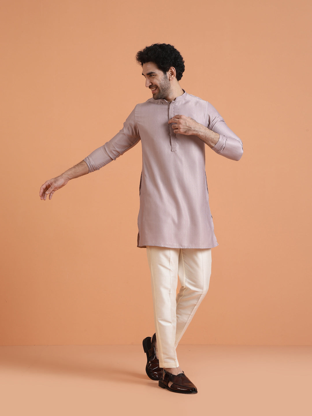 Lilac Silk Blend Solid Mid Kurta | SHOBITAM