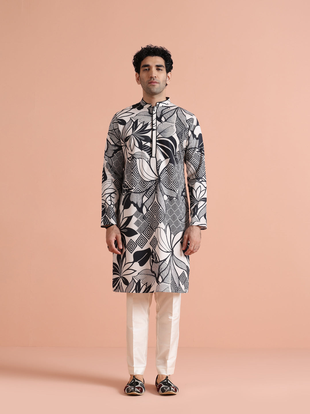 Black & White Printed Long Kurta | SHOBITAM