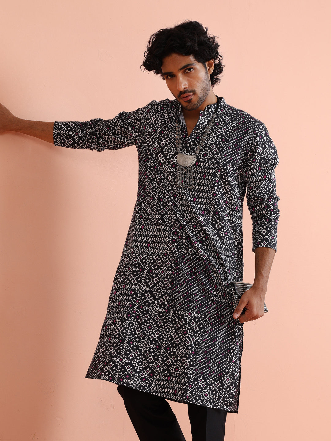 Black Geometric Printed Kurta | SHOBITAM