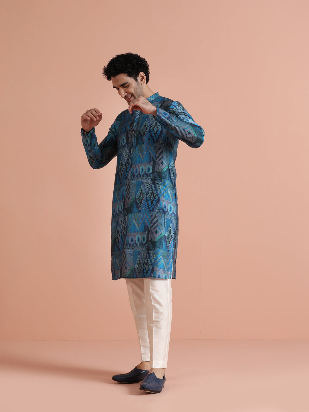 Blue Geometric Printed Kurta | SHOBITAM