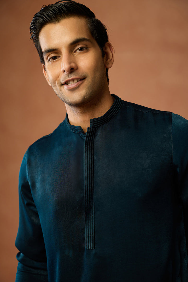 Navy Blue Silk Blend Velvet Mid Kurta For Men | SHOBITAM