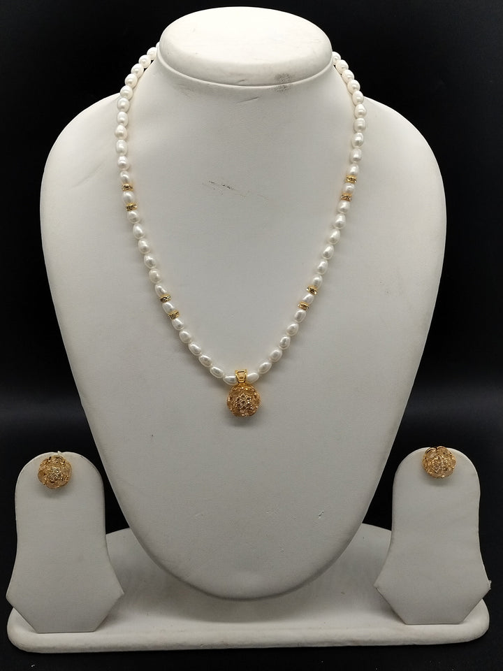 Freshwater Pearl One Line Pendant Necklace Set  | SHOBITAM