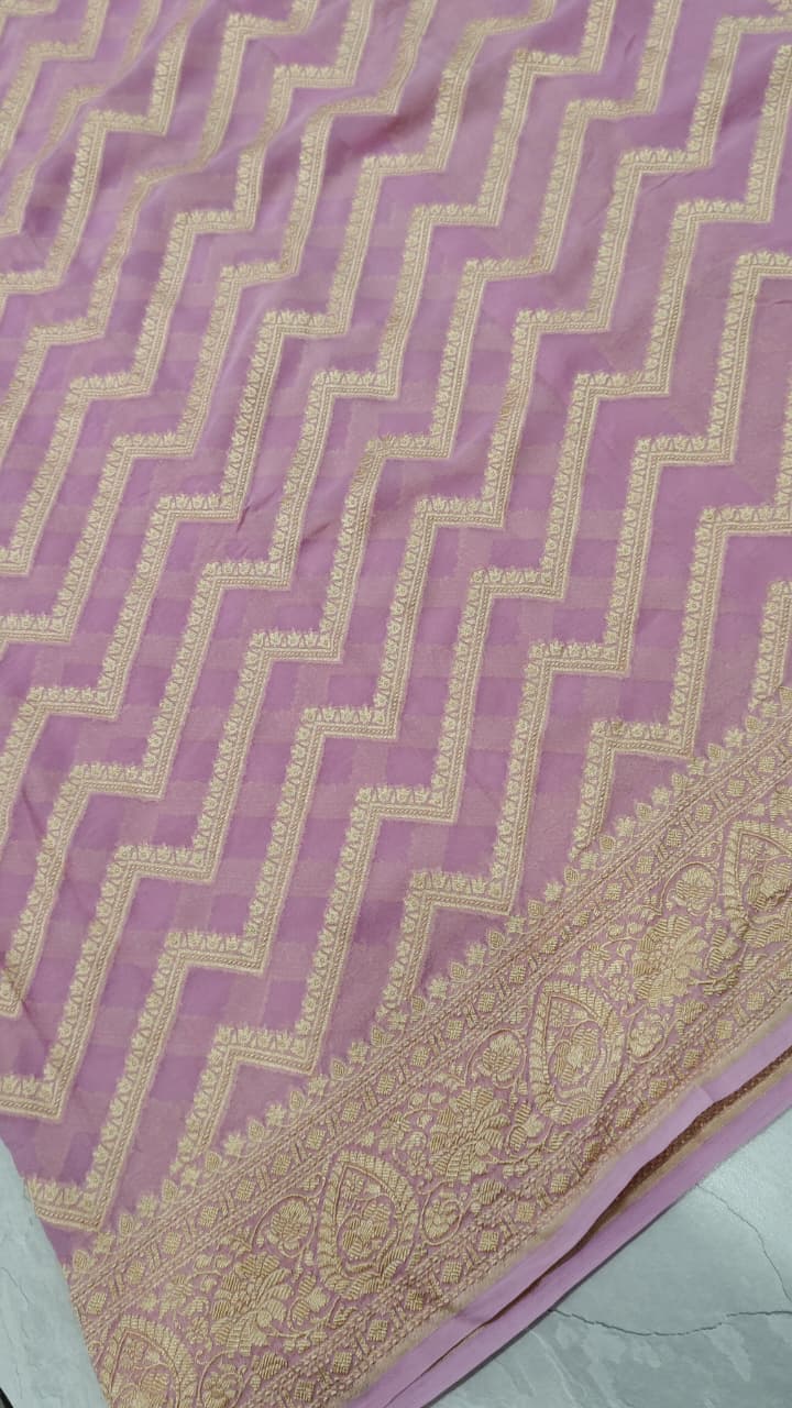 Dusky Pink Banarasi Georgette Silk Saree with Zigzag Pattern and Zari Border | SILK MARK CERTIFIED