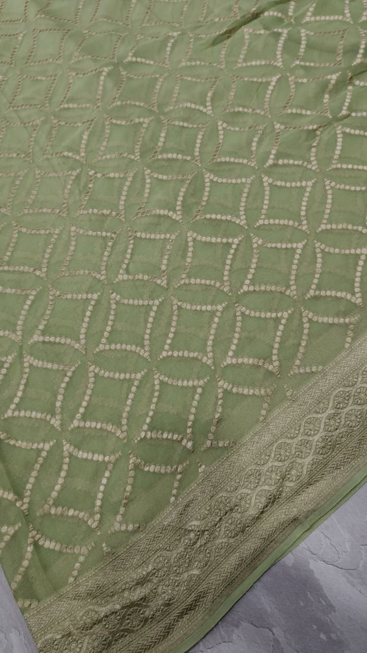 Tea Green Banarasi Georgette Silk Saree with Geometric Design and Zari Border | SILK MARK CERTIFIED