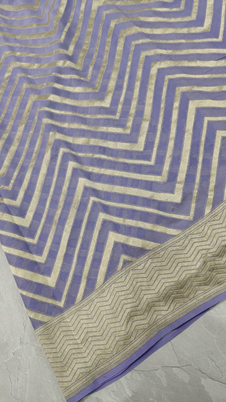 Lavender Banarasi Georgette Silk Saree with Chevron Pattern and Zari Border | SILK MARK CERTIFIED