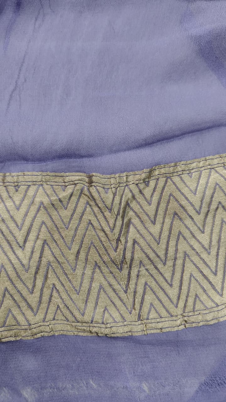 Lavender Banarasi Georgette Silk Saree with Chevron Pattern and Zari Border | SILK MARK CERTIFIED