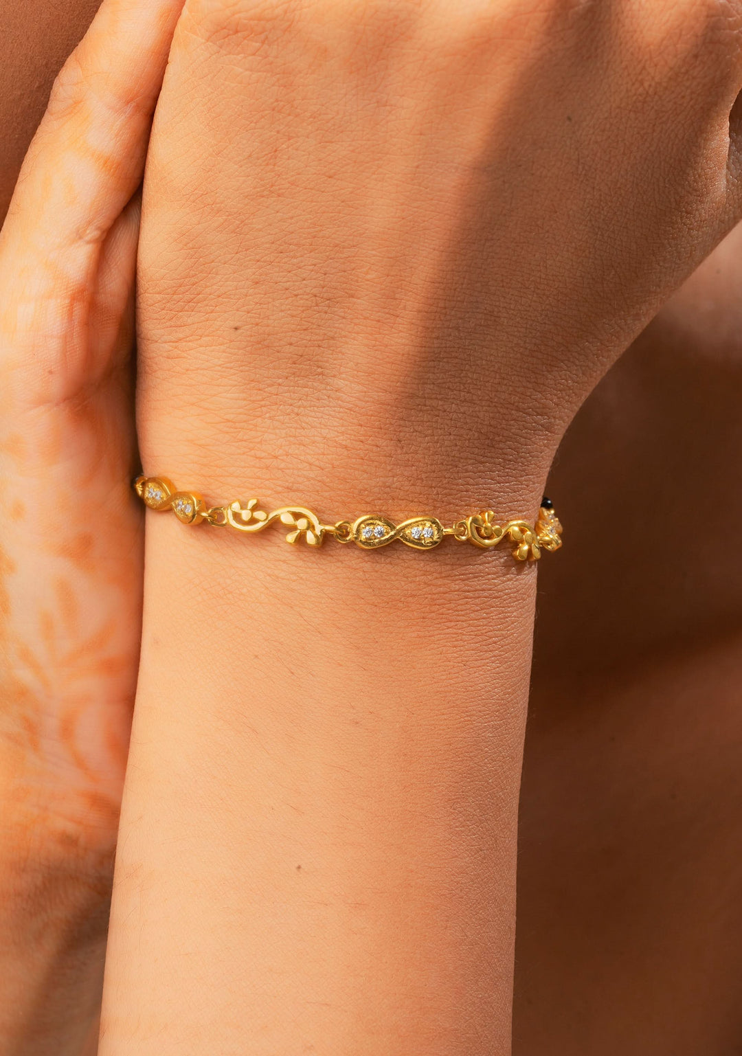 925 Silver Mangalsutra Bracelet with Infinite Love center units I Shobitam Jewelry