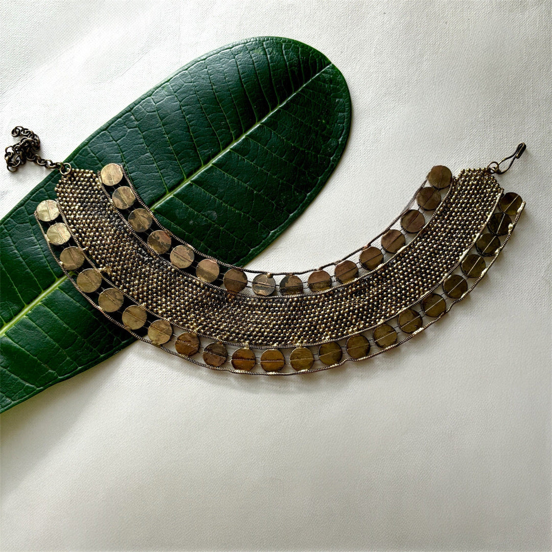 Gold Studded Collar Necklace | SHOBITAM