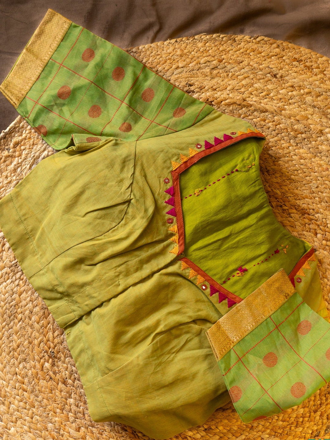 Green Mangalgiri Kutch Embroidery Blouse Bhairav | SHOBITAM