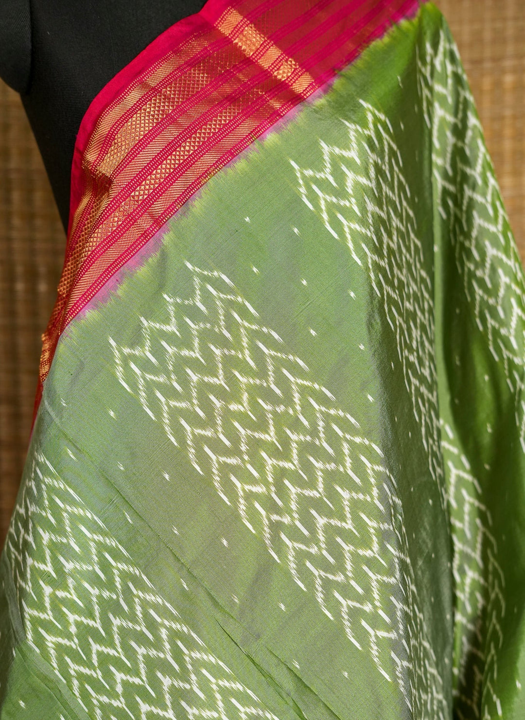Green With Red Pochampally Ikkat Silk Saree Sindoora | SILK MARK CERTIFIED | SHOBITAM