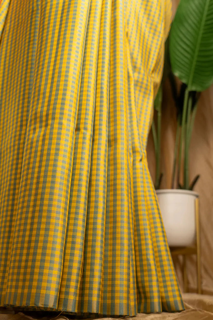 Grey and Yellow Checkered Molkalmuru Silk Saree | SILK MARK CERTIFIED