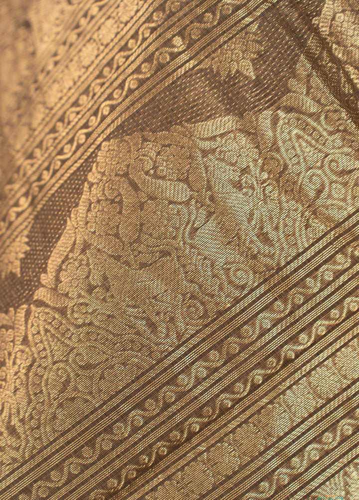 Grey With Green 1000 Butta Grand Kanchi Cotton Saree With Zari Yanai