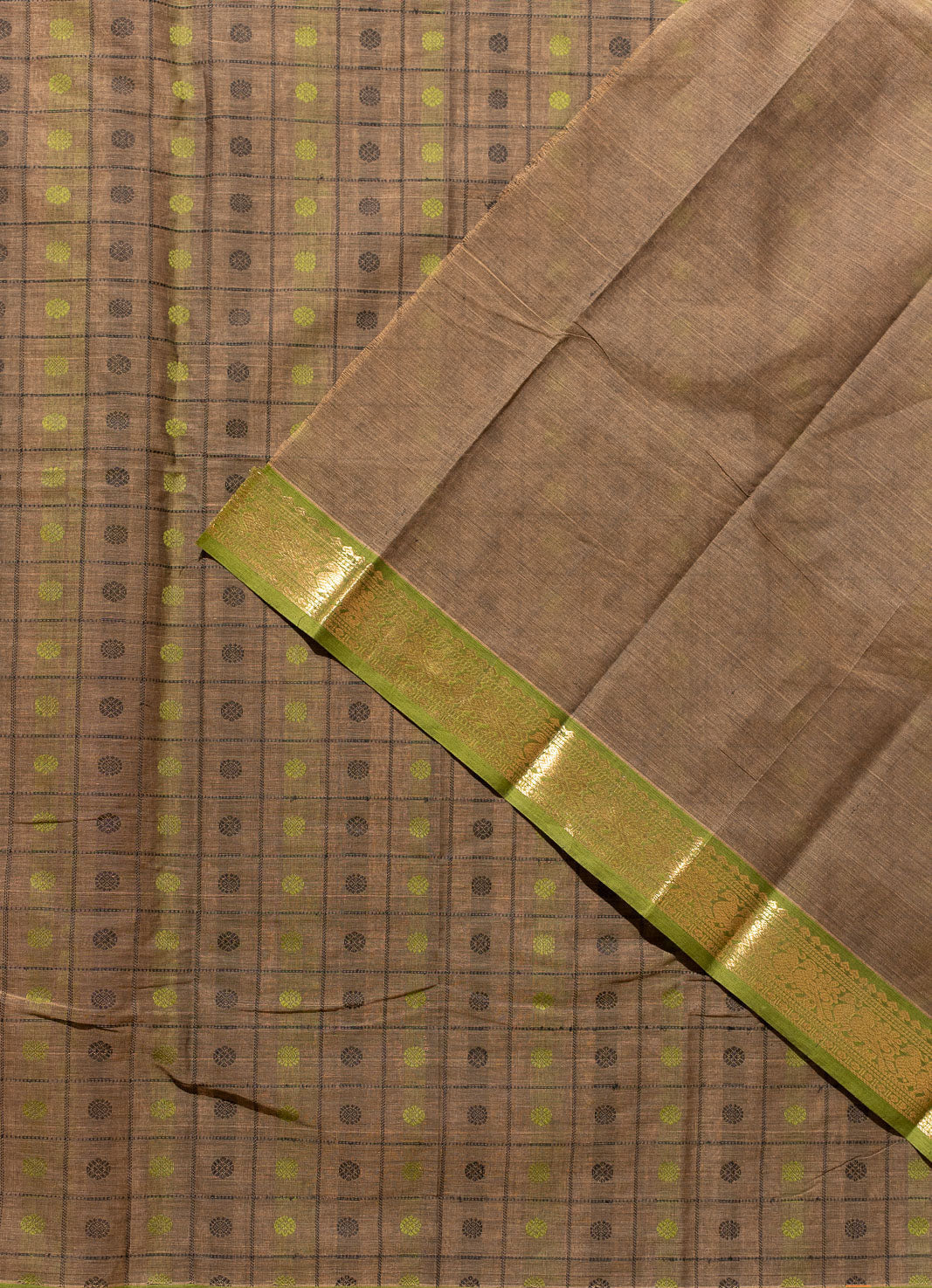 Grey With Green 1000 Butta Grand Kanchi Cotton Saree With Zari Yanai
