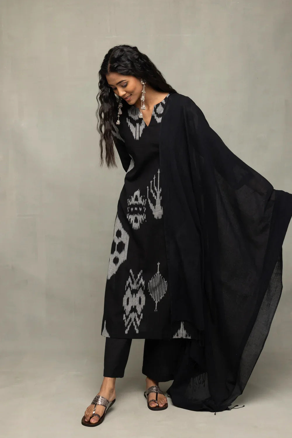 Handloom Black Ikat Abstract Kurta Set with Dupatta | SHOBITAM