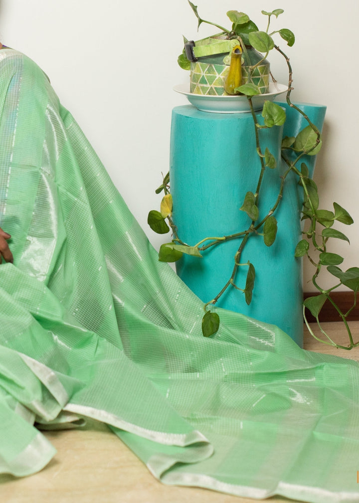 Handwoven Maheshwari Silk Cotton Saree Fern Green | SHOBITAM