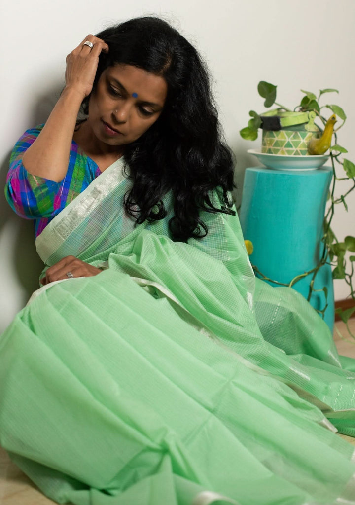 Handwoven Maheshwari Silk Cotton Saree Fern Green | SHOBITAM