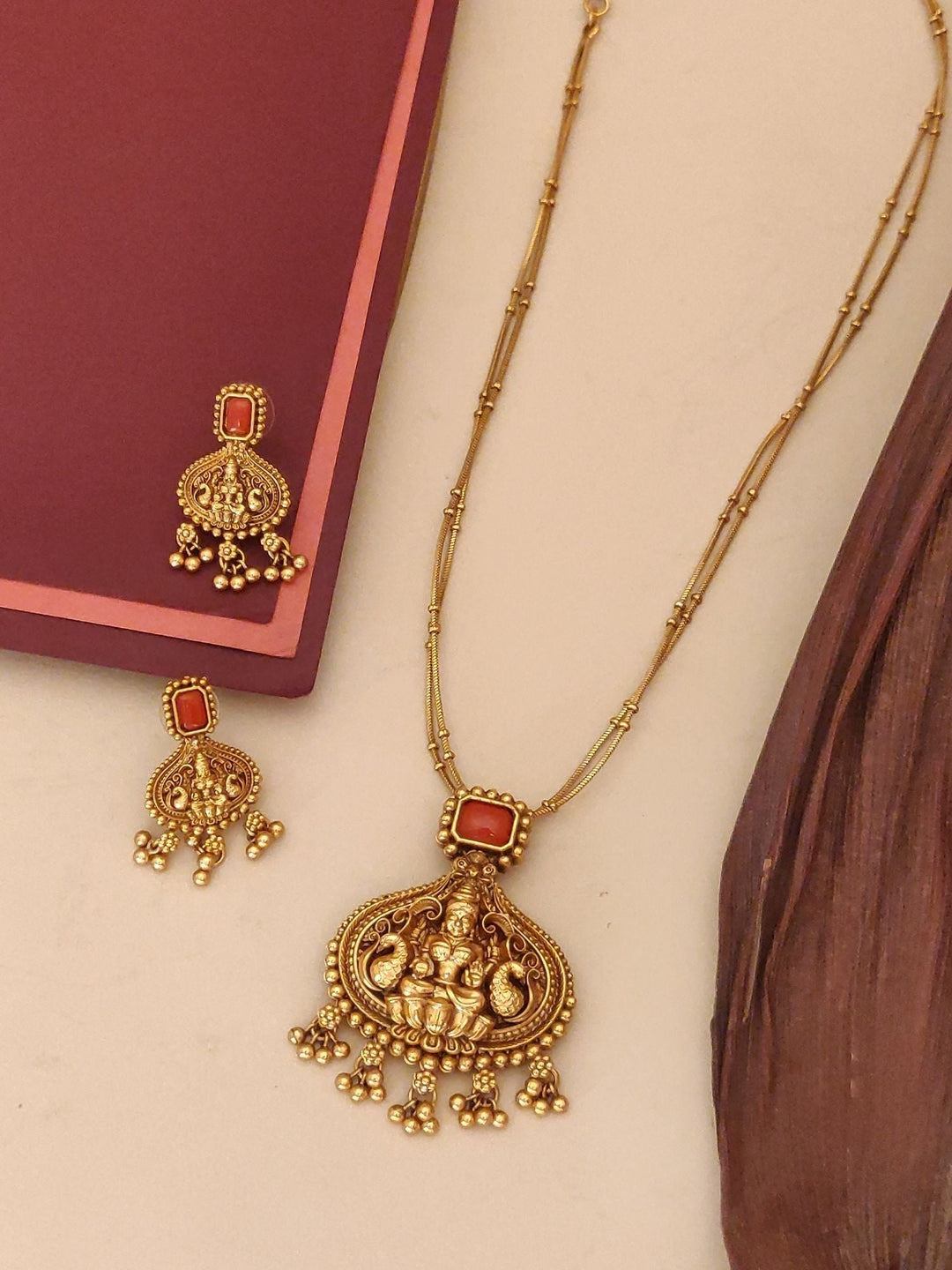 Traditional coral Gold pendant temple necklace chain set | SHOBITAM