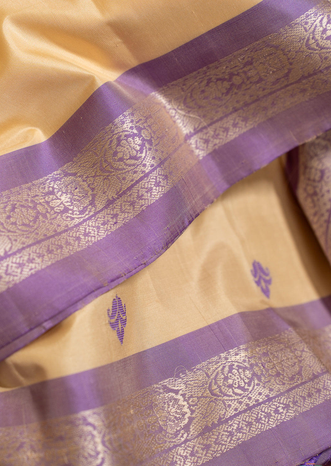 Ivory Lavender Pure Silk Kodiyala Saree Shankhupushpam | SILK MARK CERTIFIED | SHOBITAM