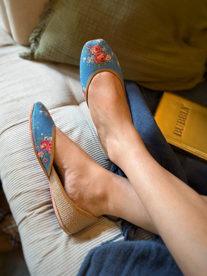WILDFLOWER BLUES Floral Printed handpainted Jutiies