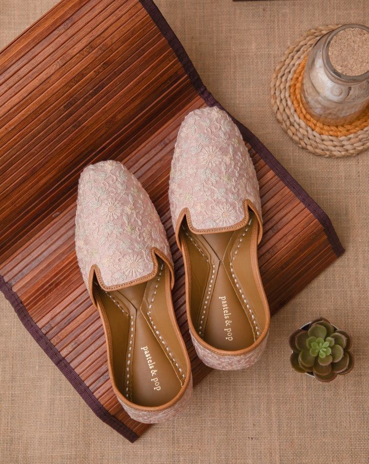 ARYAN Julia Hand-Embroidered Pastel Pink Floral Jutti | SHOBITAM