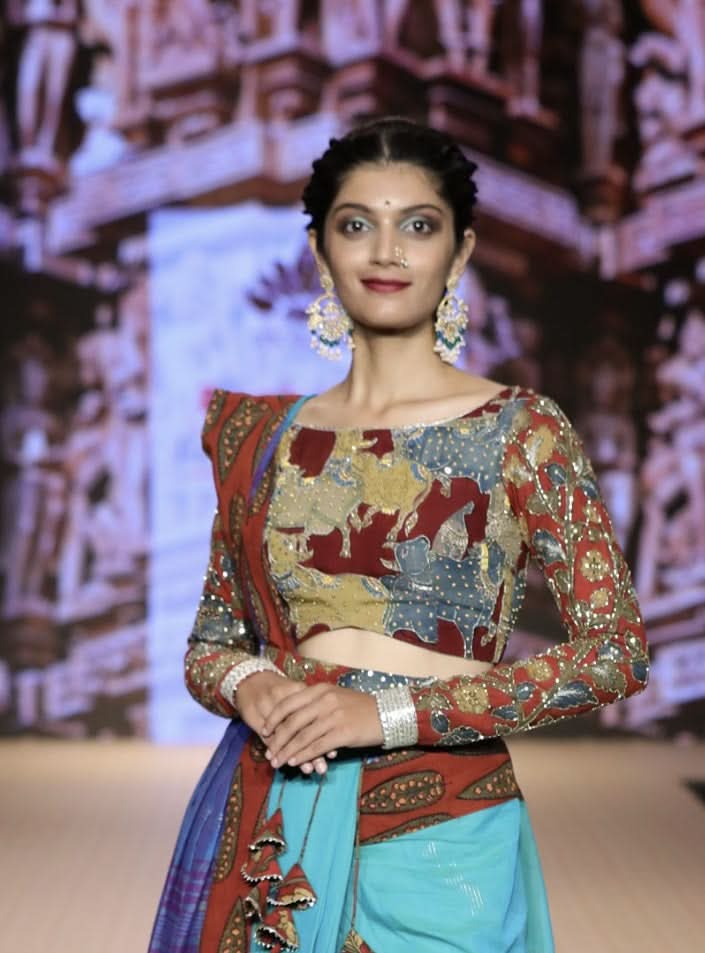 Exquisite Pen Kalamkari and Cutdana Handwork on Maroon Full Sleeve Blouse