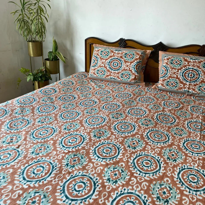 Kesar Ikat Print Bedsheet Set