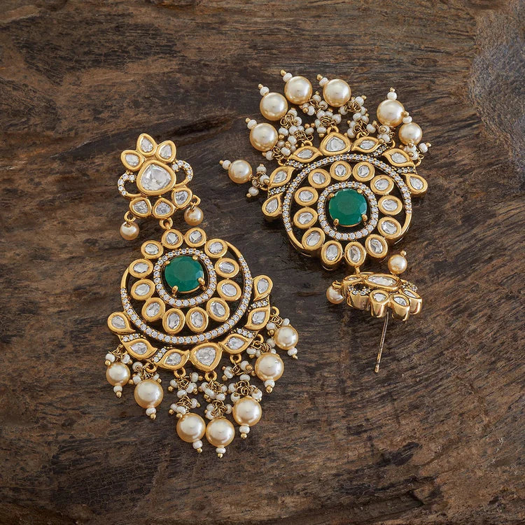7 cm Flower Design Bridal Kundan Earrings With Dangling Pearls