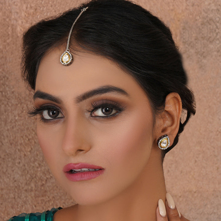 Dual Tone Kundan Maang Tikka with Earrings | SHOBITAM