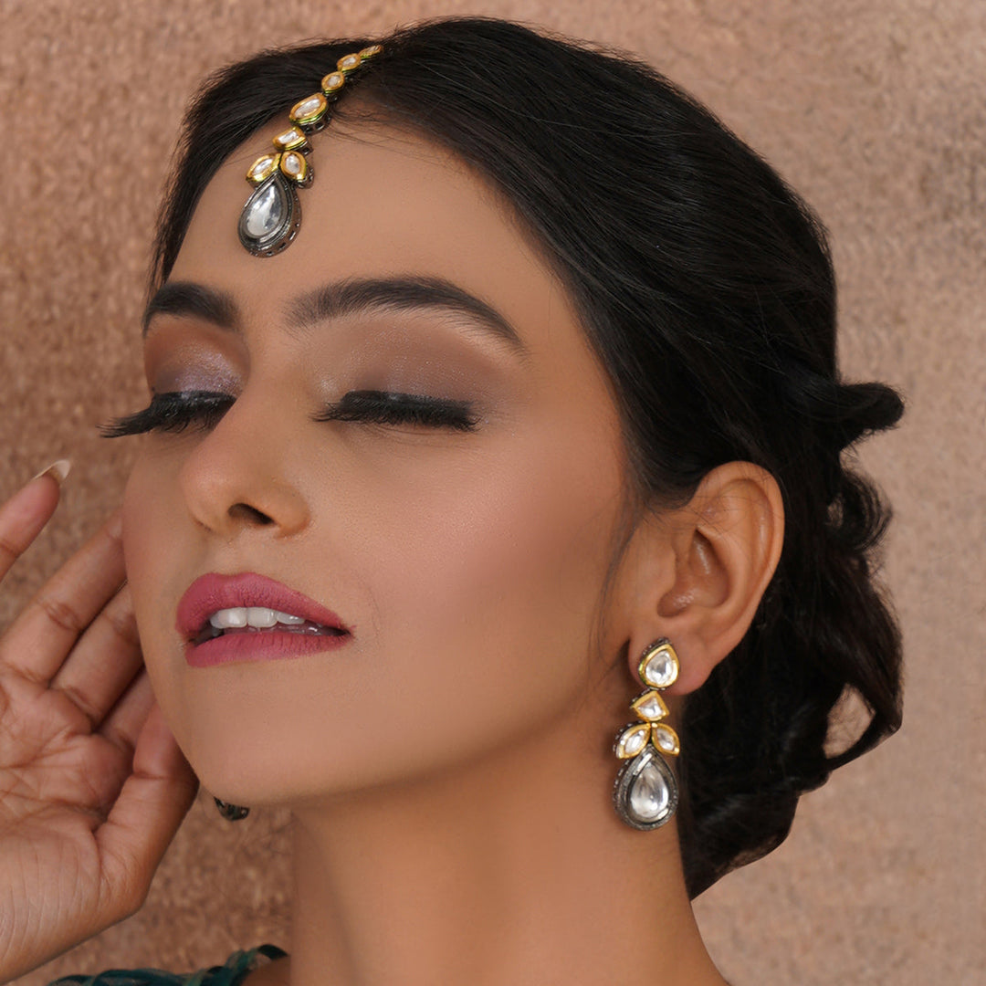 Dual Tone Kundan Maang Tikka with Earrings | SHOBITAM