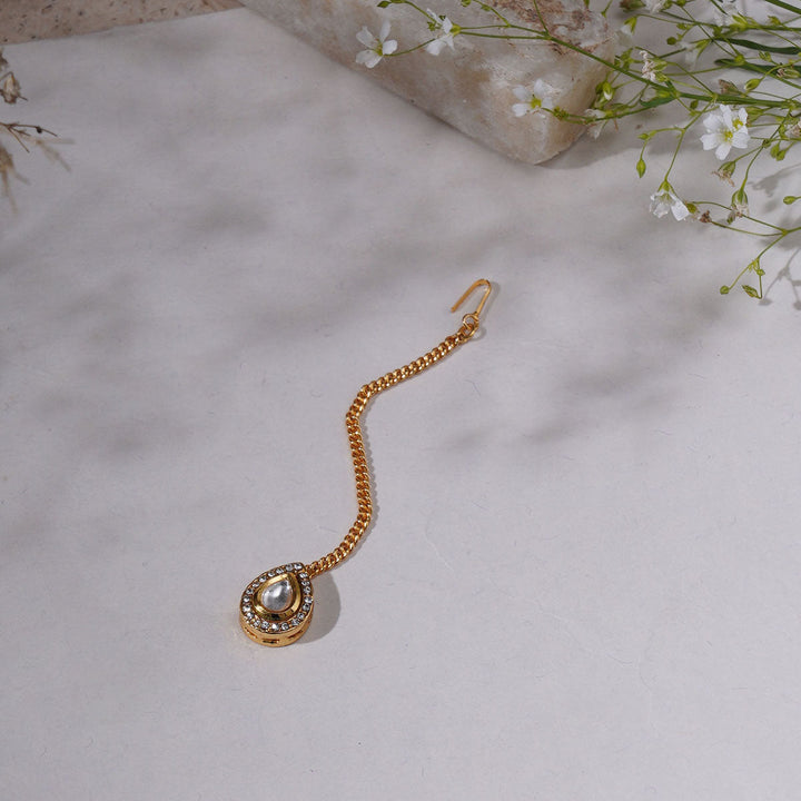 Women's Kundan Maang Tikka | SHOBITAM