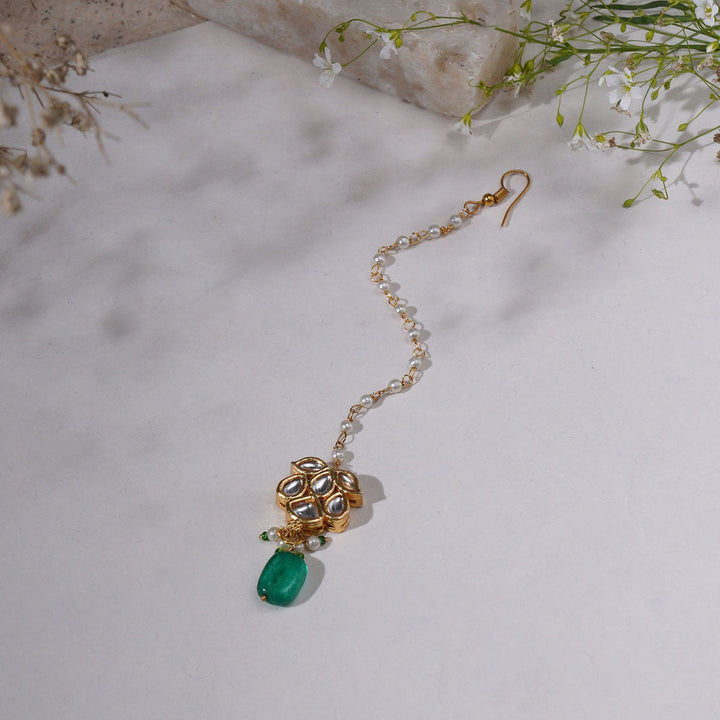 Women's Kundan Maang Tikka with Green Drop | SHOBITAM