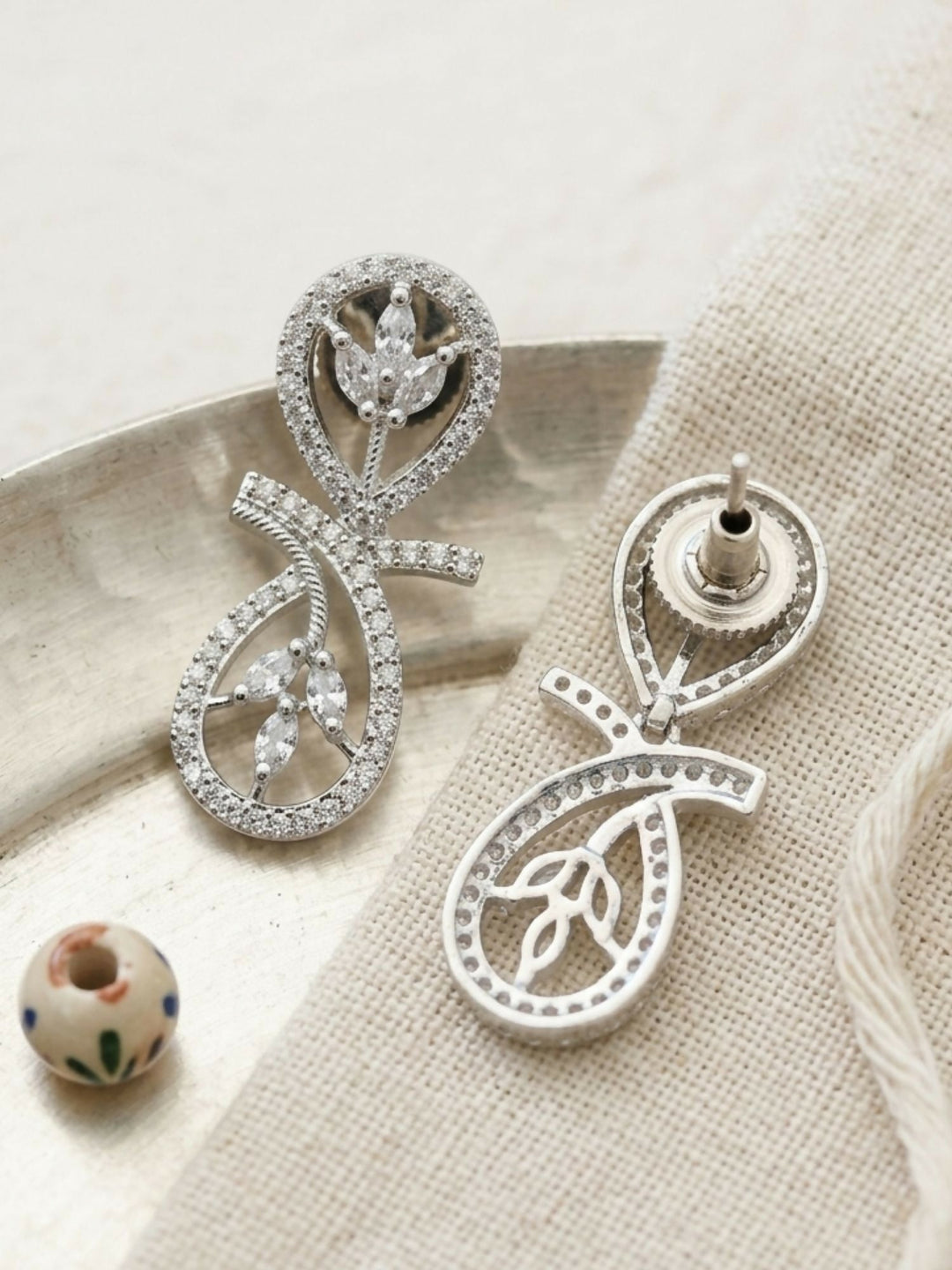 Contemporary Silver Plated American Diamond Necklace Set | shobitam