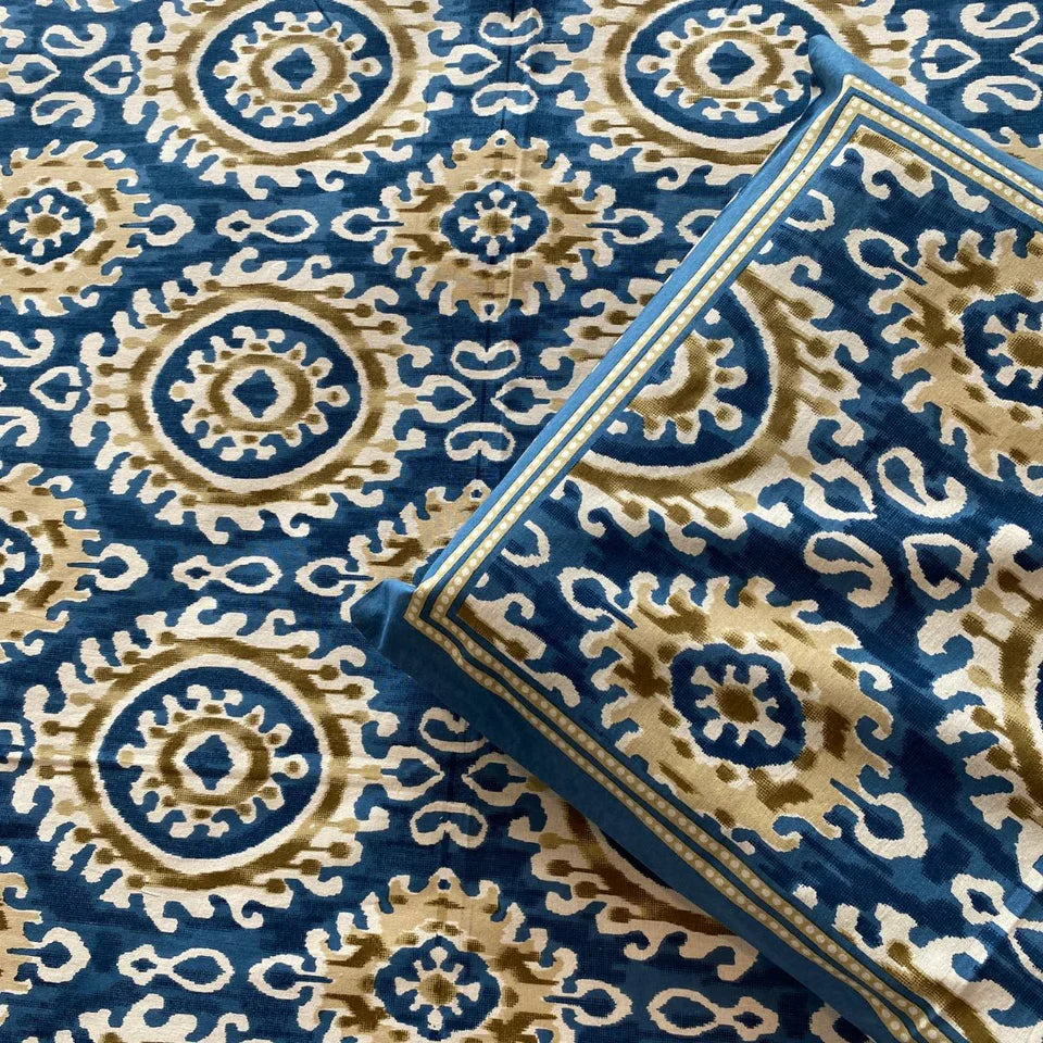 Neel Chakra Ikat Print Bedsheet Set