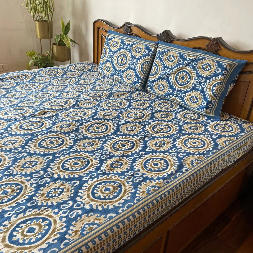 Neel Chakra Ikat Print Bedsheet Set