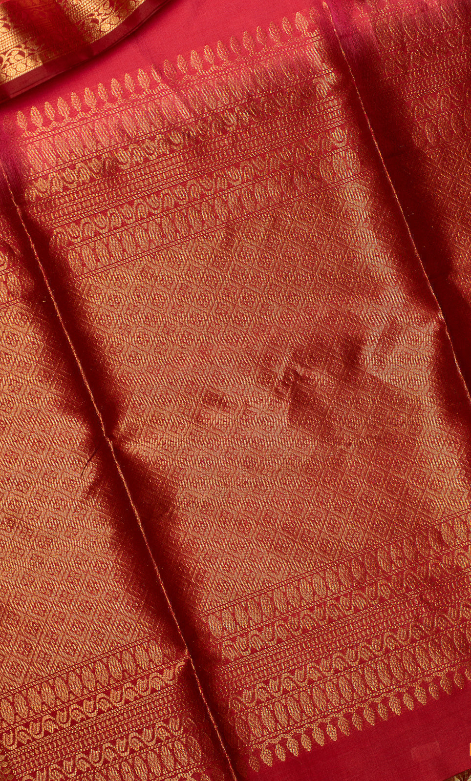 Pink Handloom Silk Saree PannirRoja | SILK MARK CERTIFIED | SHOBITAM