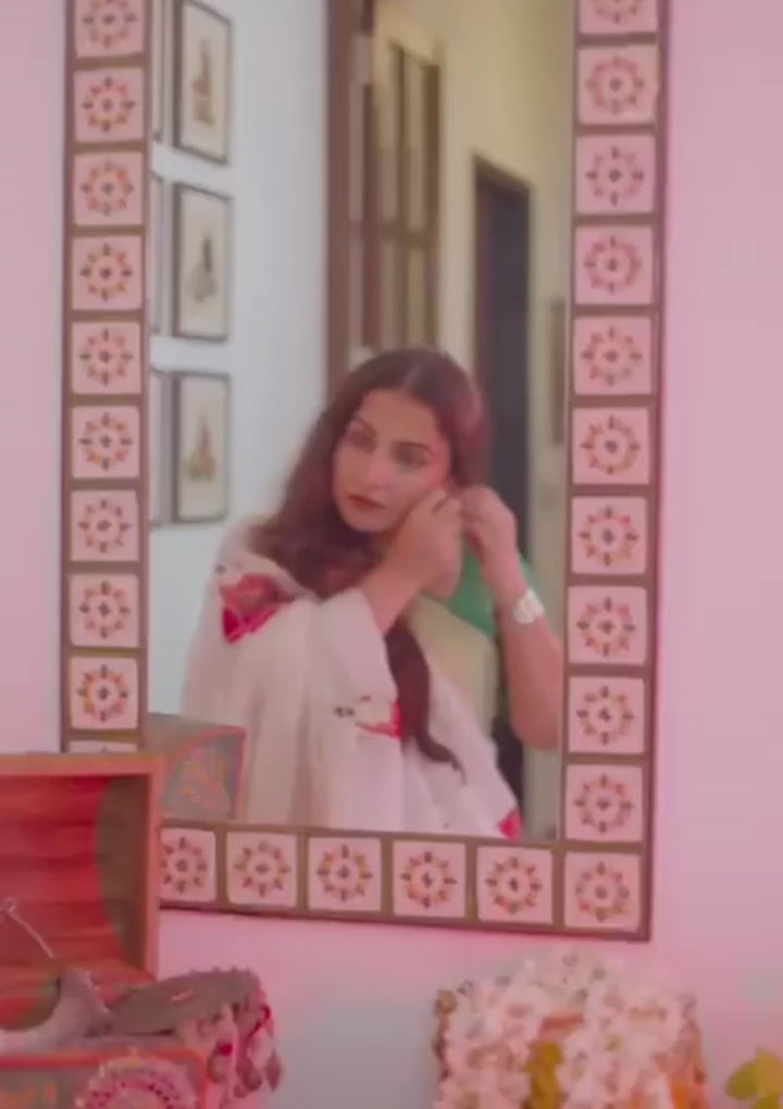 Vidya Balan Dandiya Embroidery on Off White Pure Linen by Linen Saree with Green Borders
