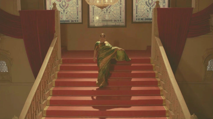 Exquisite Celebrity Grand Brocade Kanjivaram Pure Silk Saree in Leaf Green with Intricate Pallu and Zari  | SILK MARK CERTIFIED