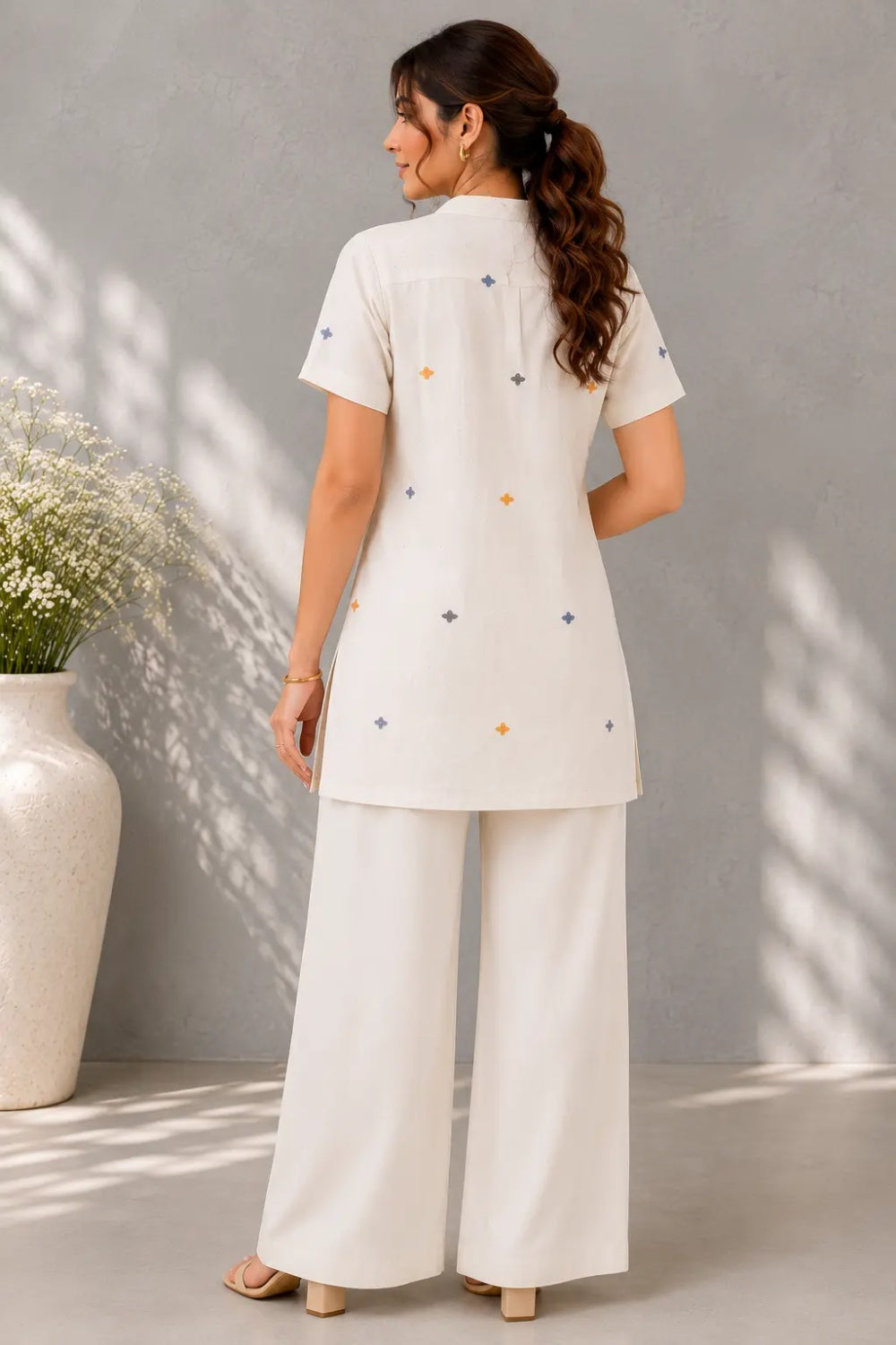 Ivory Handloom Jamdani Top | SHOBITAM