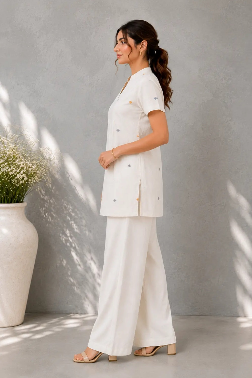 Ivory Handloom Jamdani Top | SHOBITAM