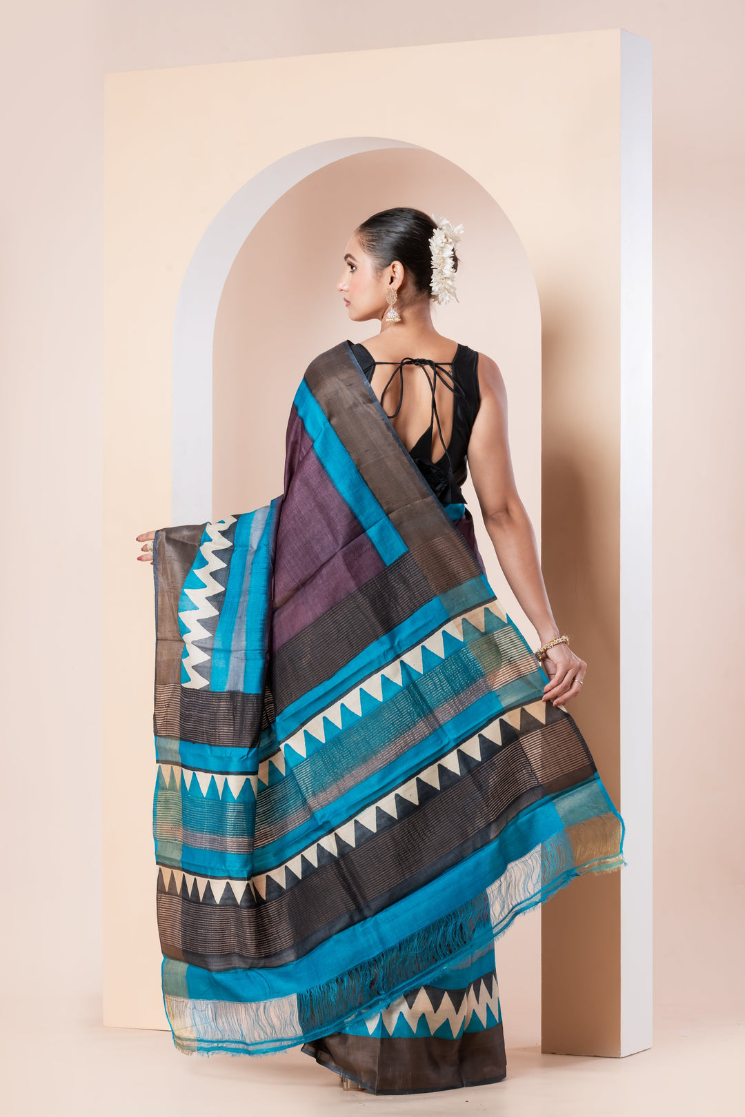 Zari Tussar silk saree- printed | SILK MARK CERTIFIED | SHOBITAM
