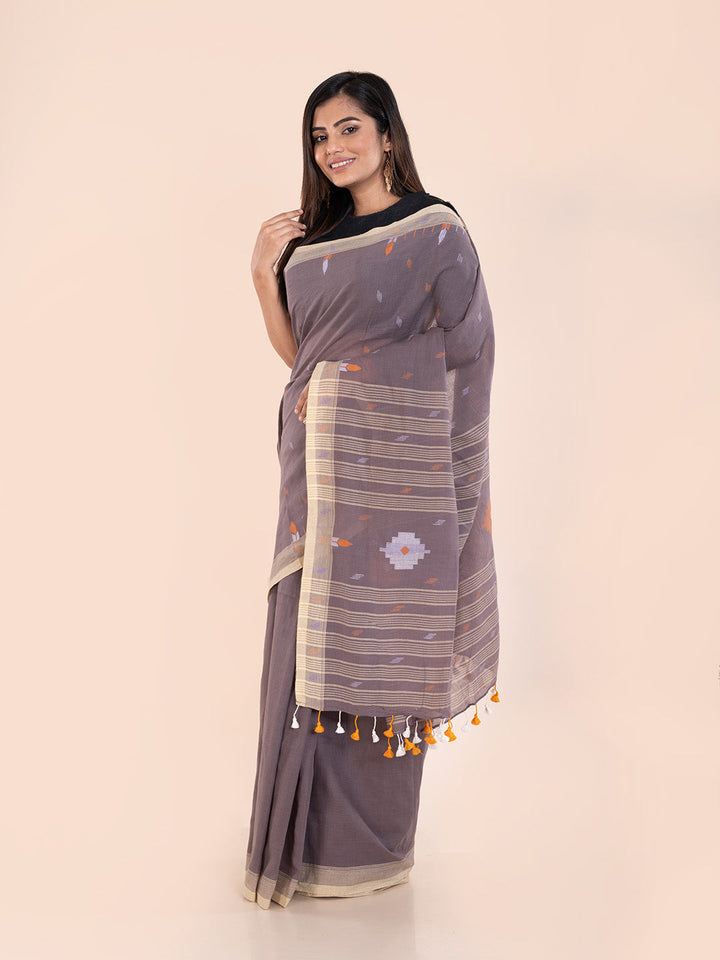 Gray Handloom Jamdani Cotton Saree With Minimal Border and Without Blouse Piece