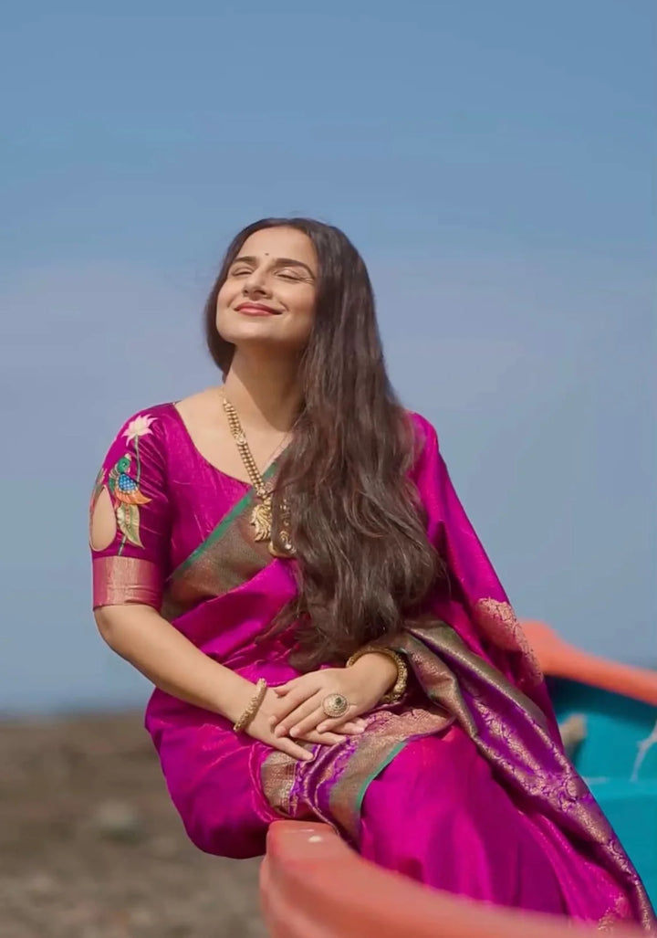 Stunning Pink Dual tone Dupion Banarasi Silk Saree with large Antique zari motifs and Two Tone Border  | SILK MARK CERTIFIED