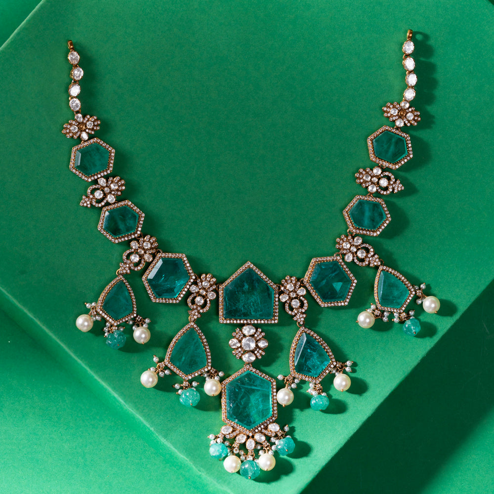 Pure 92.5 Silver, Victorian Necklace set with Danglings pearls