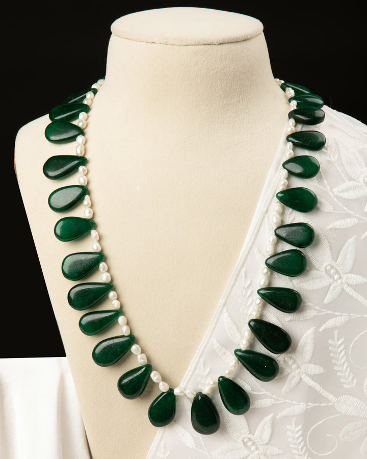 Shweta Hari – Green Onyx Pearl Mala | SHOBITAM