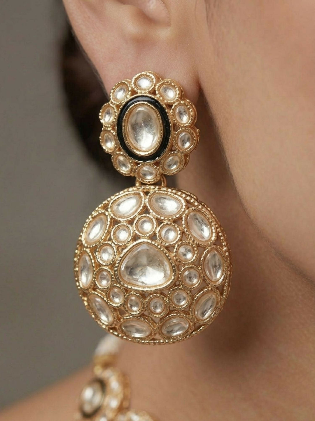 Classic Kundan Statement Necklace Set with Earrings | shobitam