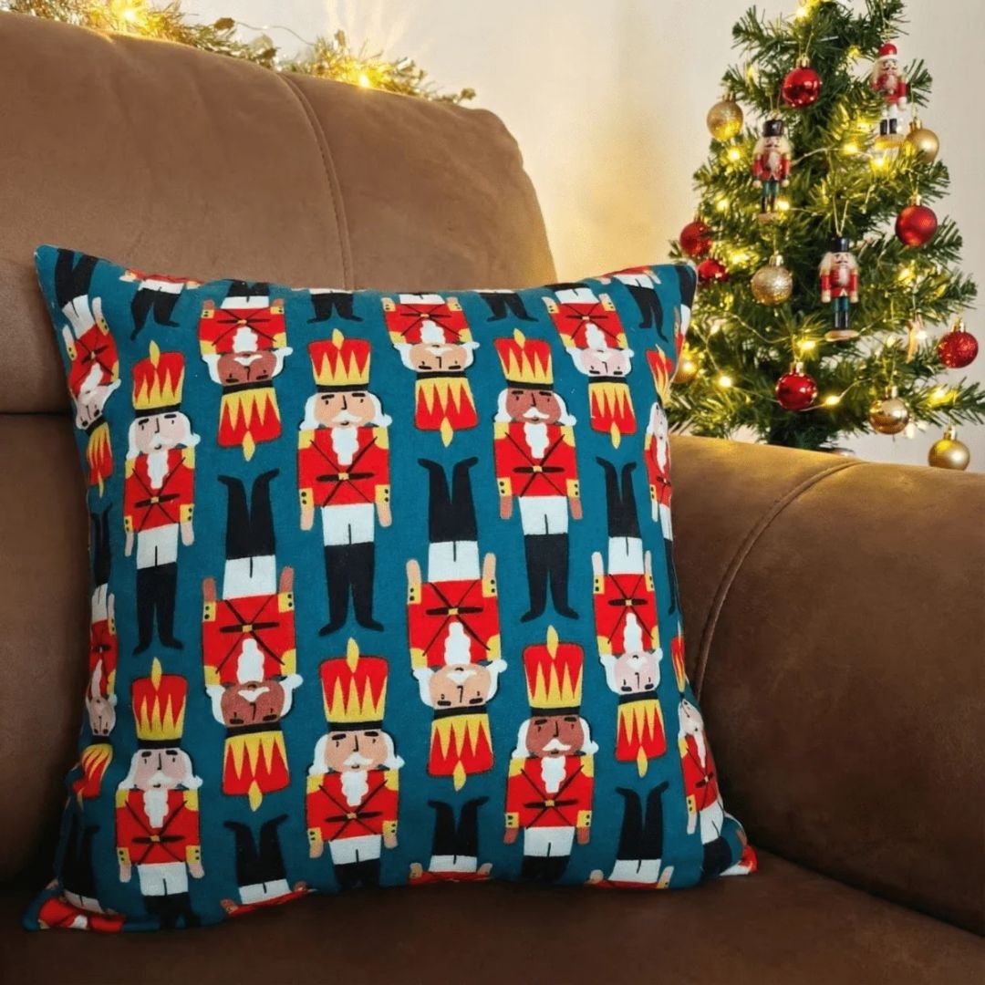 Buckingham Christmas Print Cushion Cover | SHOBITAM
