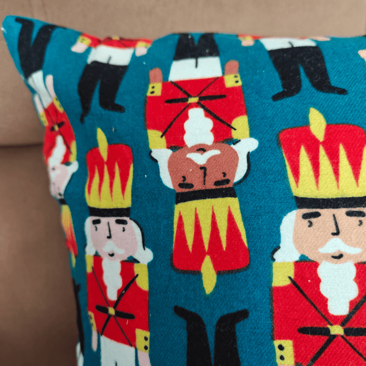 Buckingham Christmas Print Cushion Cover | SHOBITAM