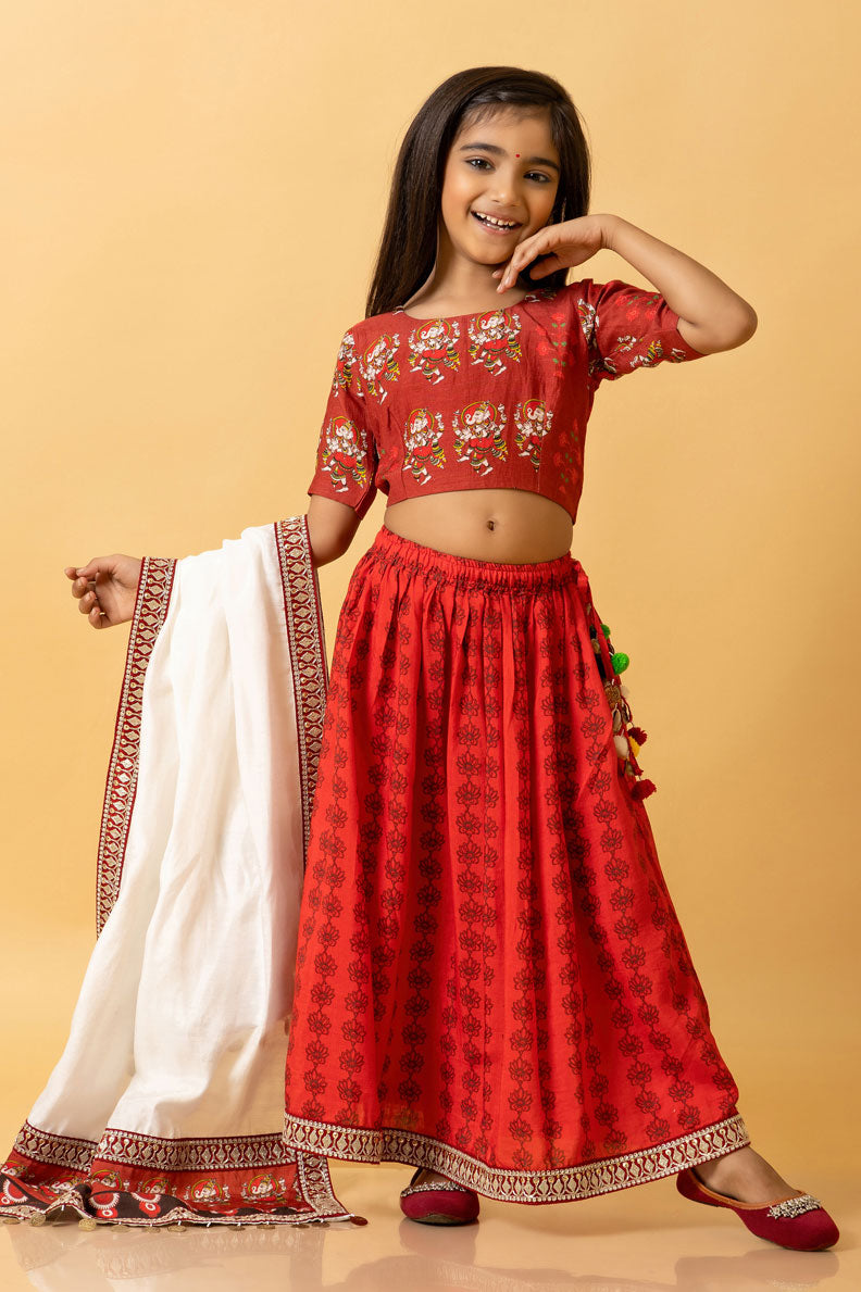 NATYA GANAPATI LEHENGA SET GIRL ( skirt + dupatta + blouse) | SHOBITAM